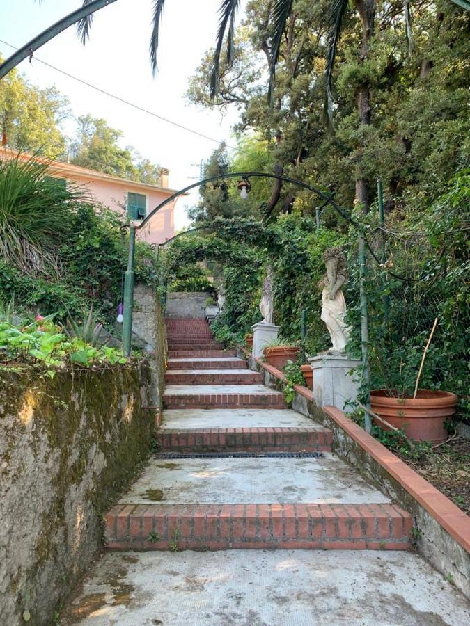 Caligo Acomodação com café da manhã La Spezia Exterior foto