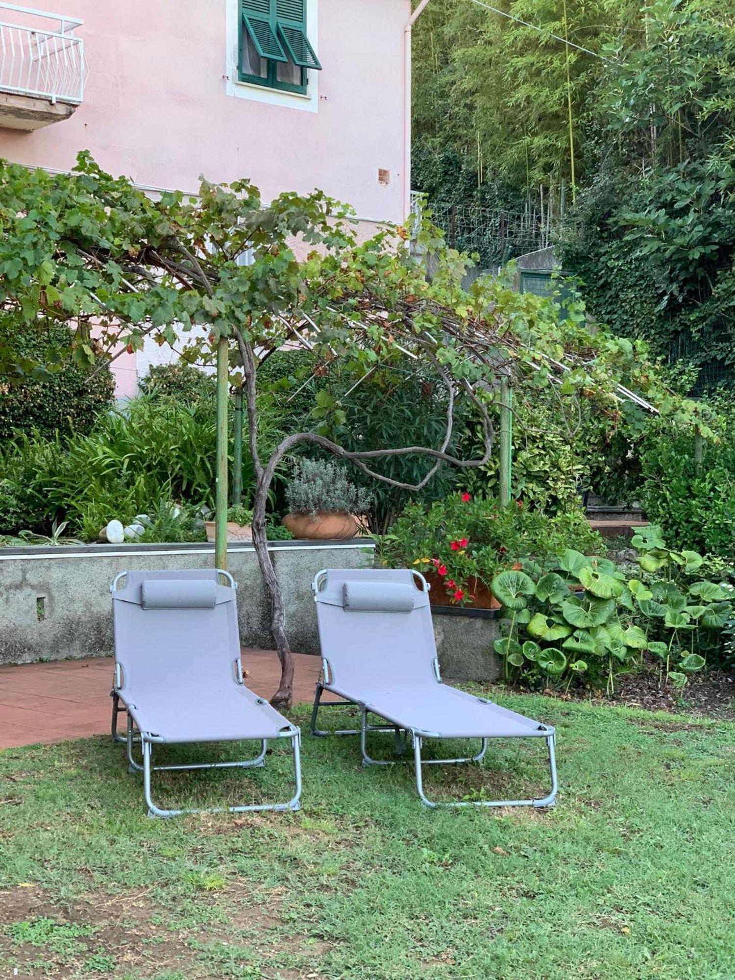 Caligo Acomodação com café da manhã La Spezia Exterior foto